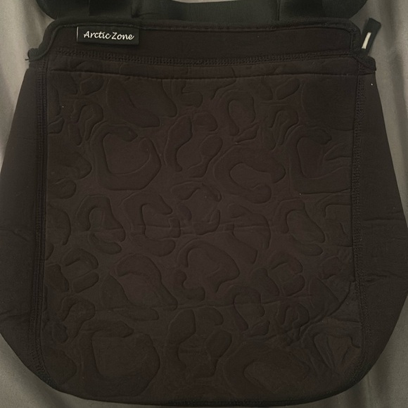 Arctic Zone  Lunch Bag Black‎ & Pink - Picture 1 of 3